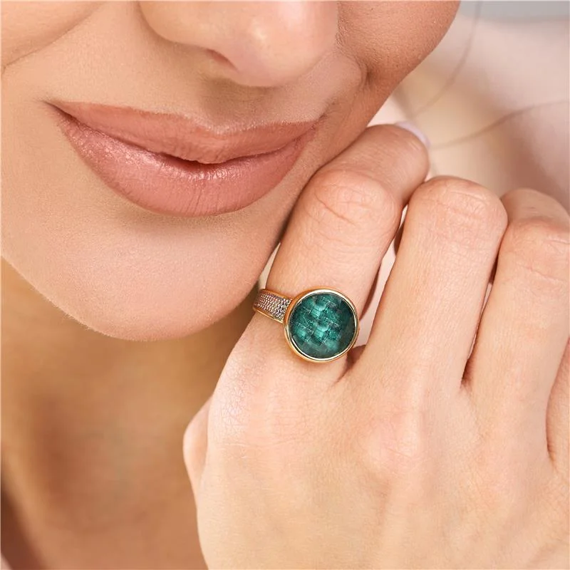 Anel de Esmeralda e Cristal 12mm Folheado a Ouro e Ródio Branco - Imagem 2