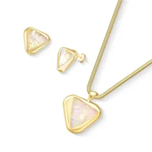 Conjunto Coleção Radiante com Pedras Triangulares Facetadas